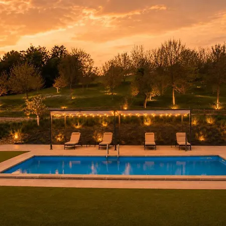 Tourist Farm Ranc Velka *