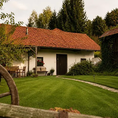 Tourist Farm Ranc Velka Spodnja Velka