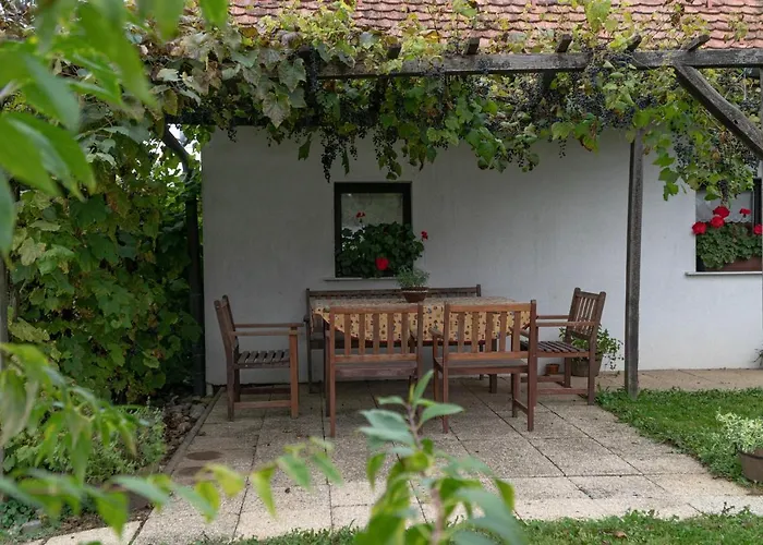 Tourist Farm Ranc Velka 公寓 *